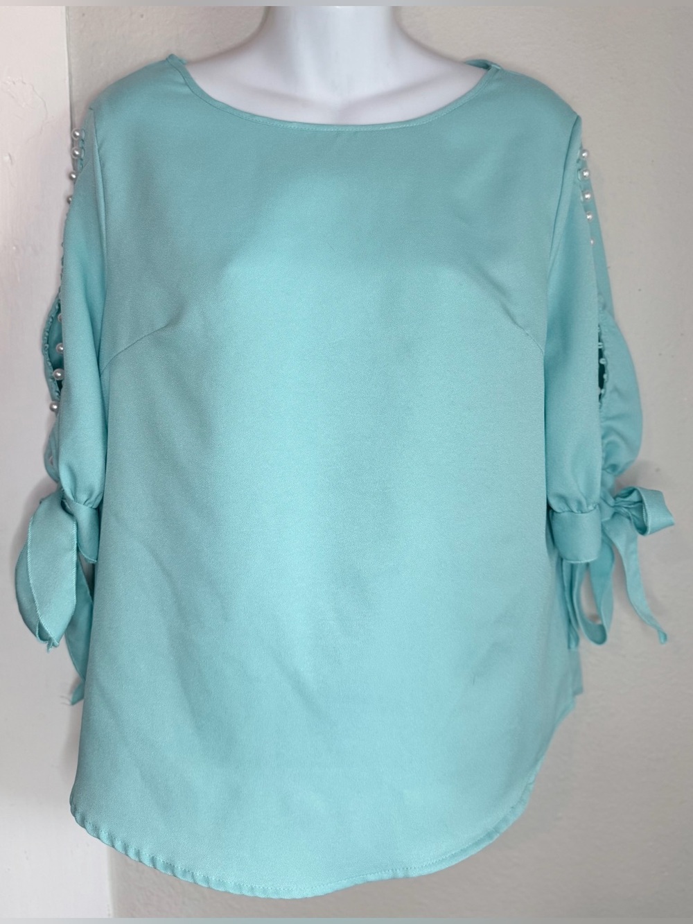SHEIN light blue faux pearl embellished split sleeves Large